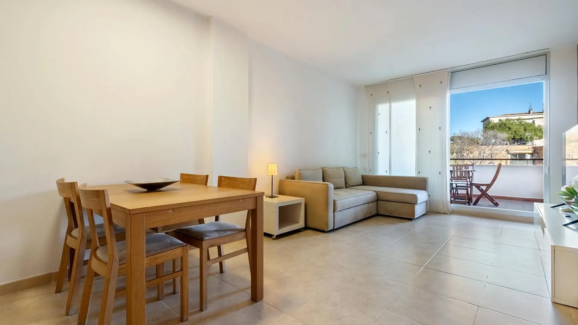 Hauzify I Apartament Balmanya 2D 산펠리우데기솔스 아파트